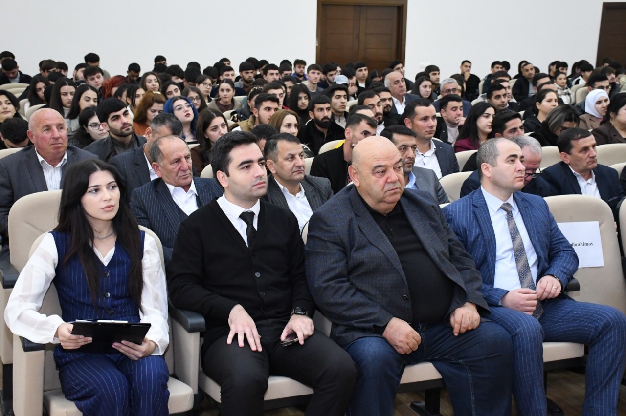 ADAU-da fermerlər üçün heyvan sağlamlığı üzrə təlim keçirilib - FOTOLAR